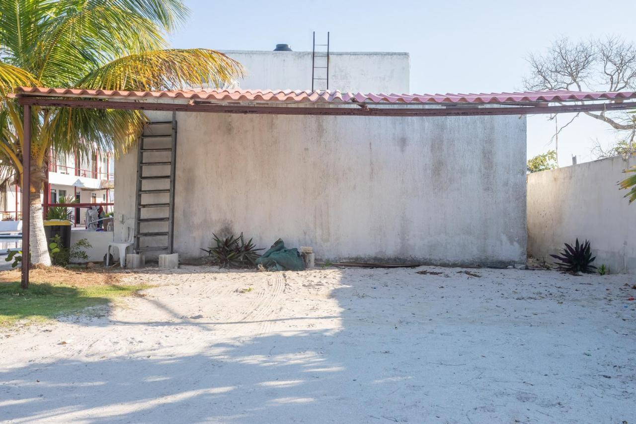 Pelican Inn At Las Dunas Chelem Dış mekan fotoğraf
