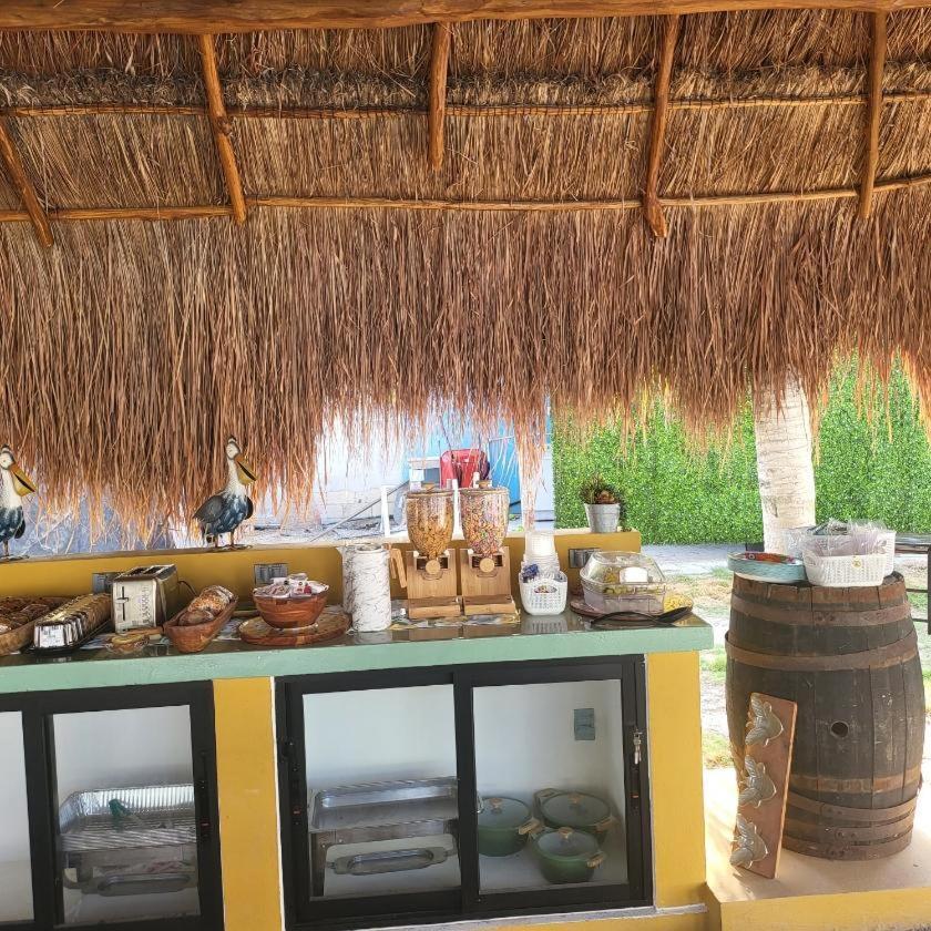 Pelican Inn At Las Dunas Chelem Dış mekan fotoğraf